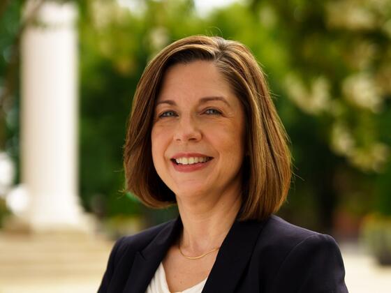 Headshot of Professor of Nursing Heather Gable.