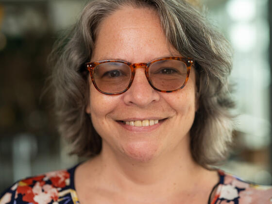 Headshot of Jeanine Pranses