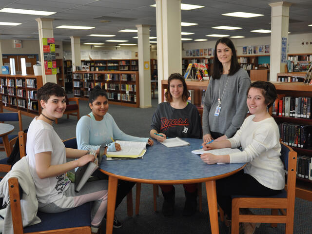 Master's alumna Kim Johnson, Maryland School Librarian of the Year