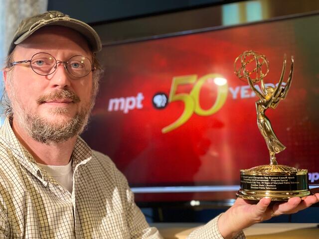 Cinema professor Jonathan Slade wins Emmy award for documentary 