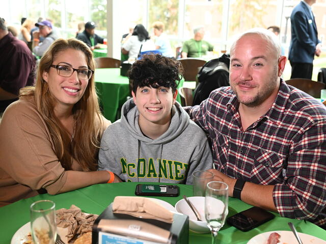 parent-family weekend 22