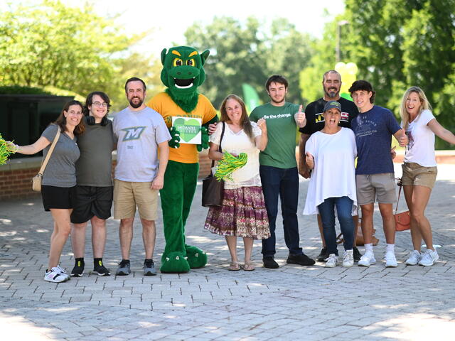 Alumni Legacy Parents with the current students