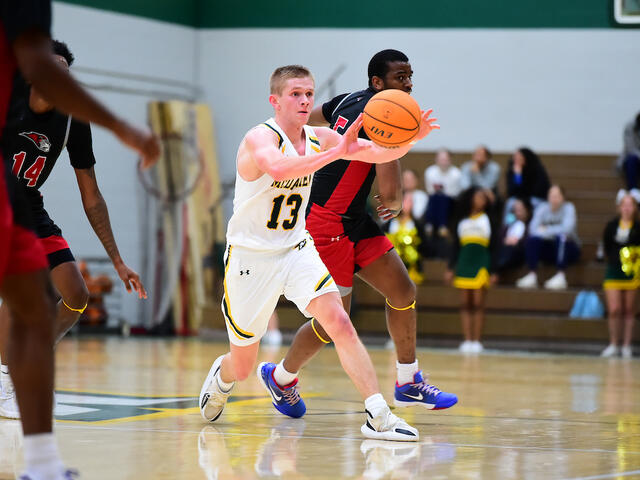Kevin Connelly 26 mens basketball 24-25