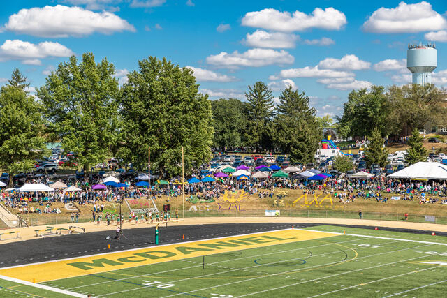 Homecoming tailgating