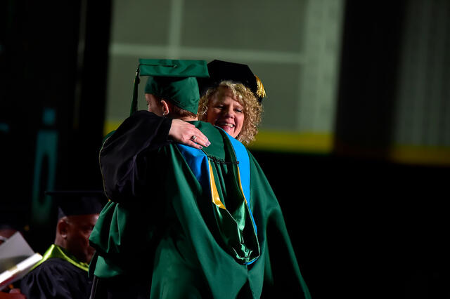 Julia hugs Lindsey Browning '10