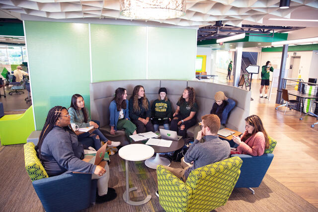 0R1A2104 jpg McDaniel College