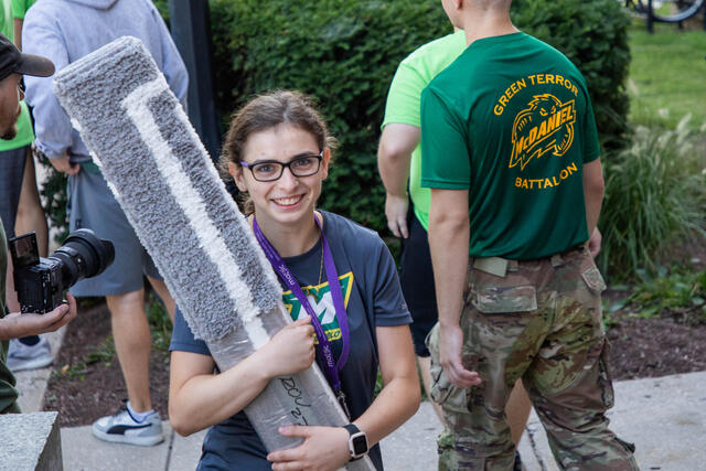 Move-in crew for McDaniel28