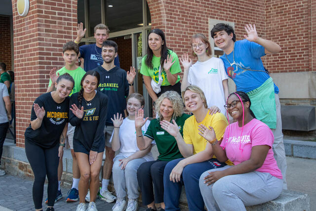 President Jasken and students move-in McDaniel28