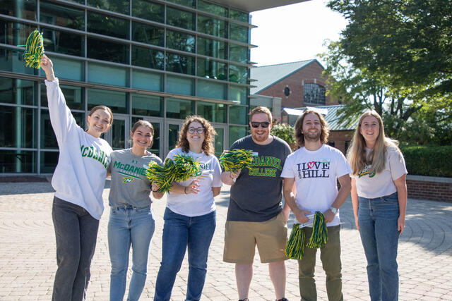 Admissions Move in McDaniel28
