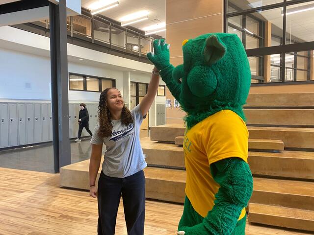 Dorsey Scholar Suprise Seeley Ortiz with Green Terror 