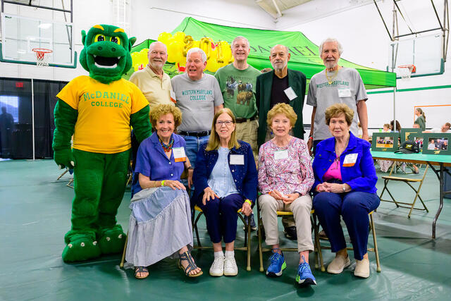 Alumni Weekend All-Class Crab Feast