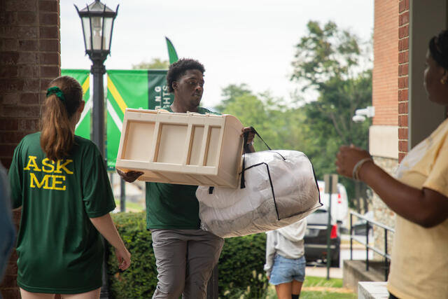 Move-in for the Class of 2030