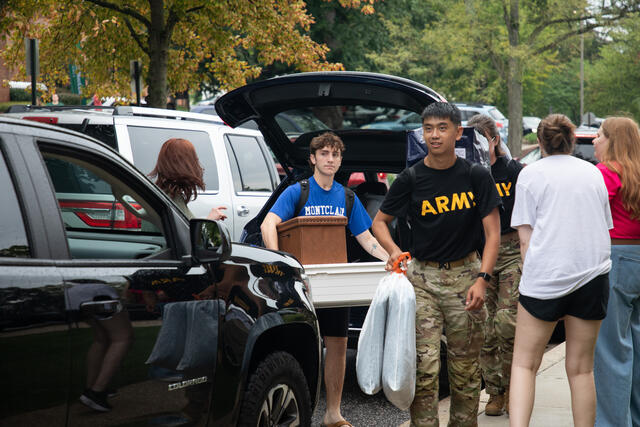 Move-in for the Class of 2030