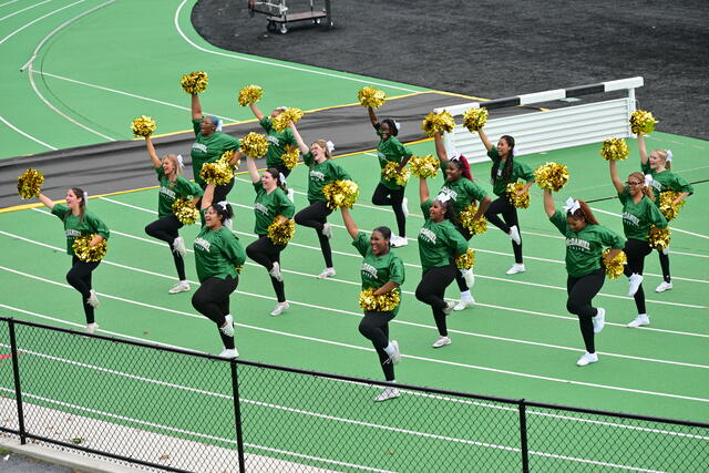 Cheerleaders Homecoming 2026