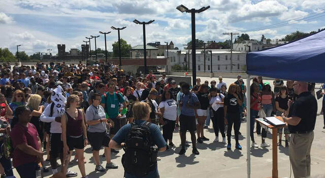 Picture of the McDaniel College Class of 2022 being welcomed to Westminster by Mayor Joe Dominick. Photo credit: Roger Casey