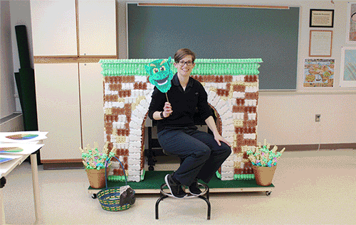 Animated GIF of the McDaniel Arch PEEP entry making it's way from campus to the Carroll Arts Center.
