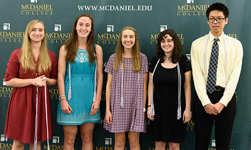 Phi Beta Kappa junior inductees with senior Lizzie DeRycke (l. to r.), Kristen Upton, Rebecca Debinski, Tusannah Krauss, Phuc Truong. (Not pictured, Jason Swartz) 