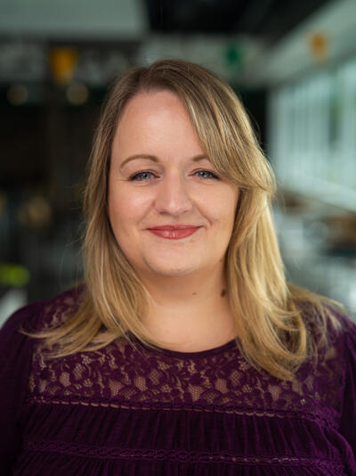 Headshot of Caroline Cross