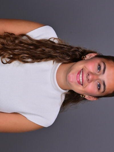 Headshot of Hannah Scheibach