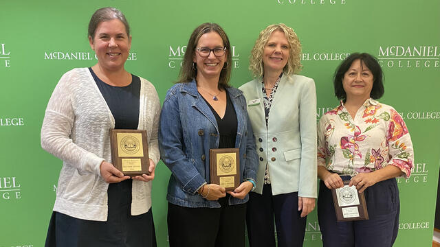 Faculty Publications Award 25