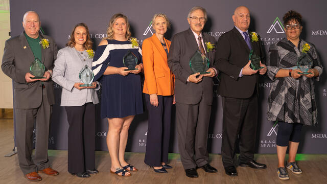 Alumni Awards 26 group