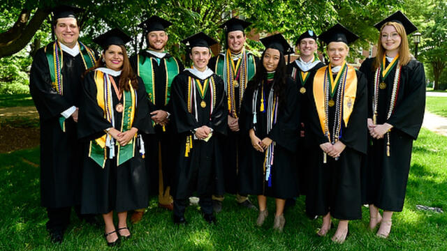mcDaniel College graduating seniors class of 2019