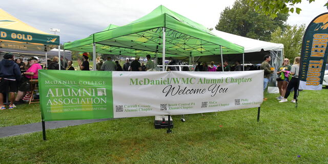 Alumni Association Banner at Homecoming