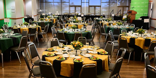 scholarship luncheon table setting